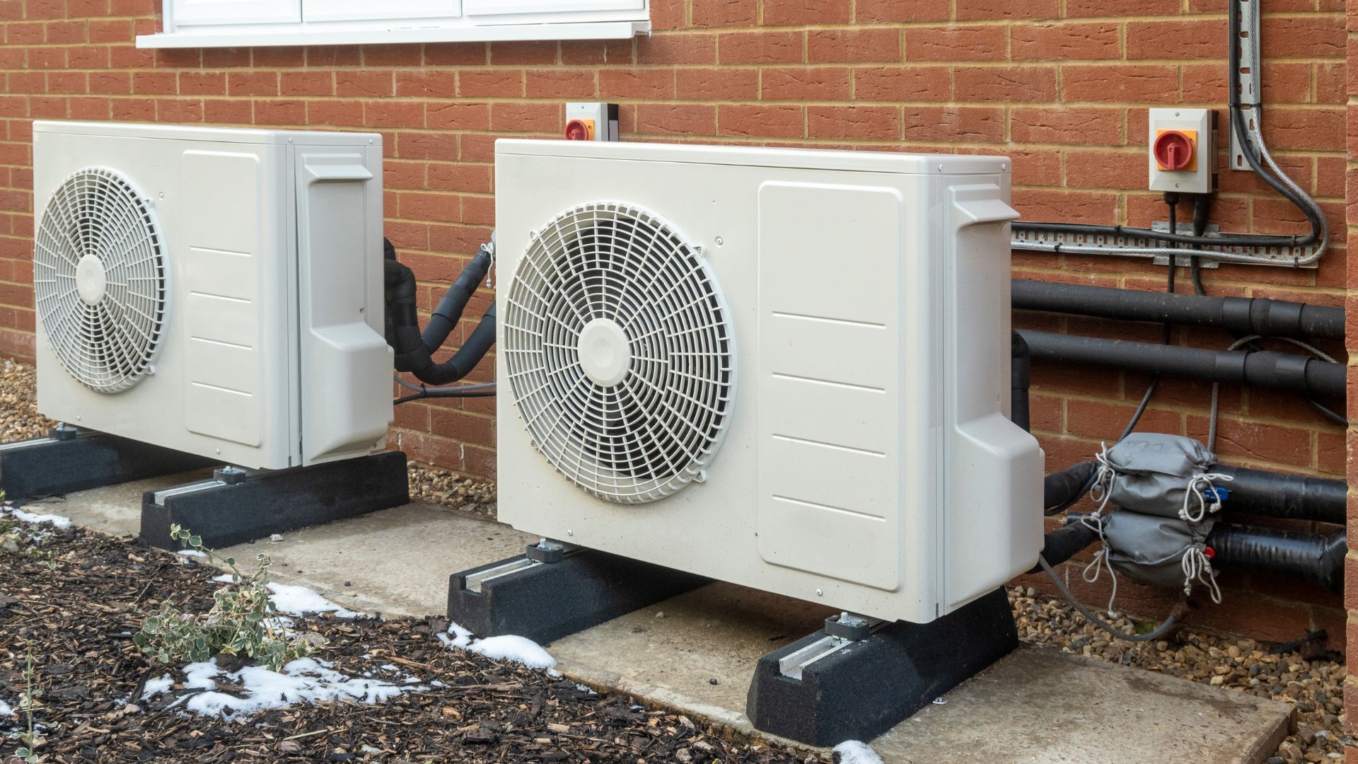 Should I Replace My Furnace With a Heat Pump?